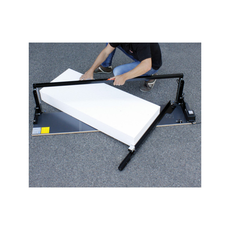 TABLE DE DÉCOUPE AU FIL CHAUD HORIZONTALE Pour polystyrène — free download